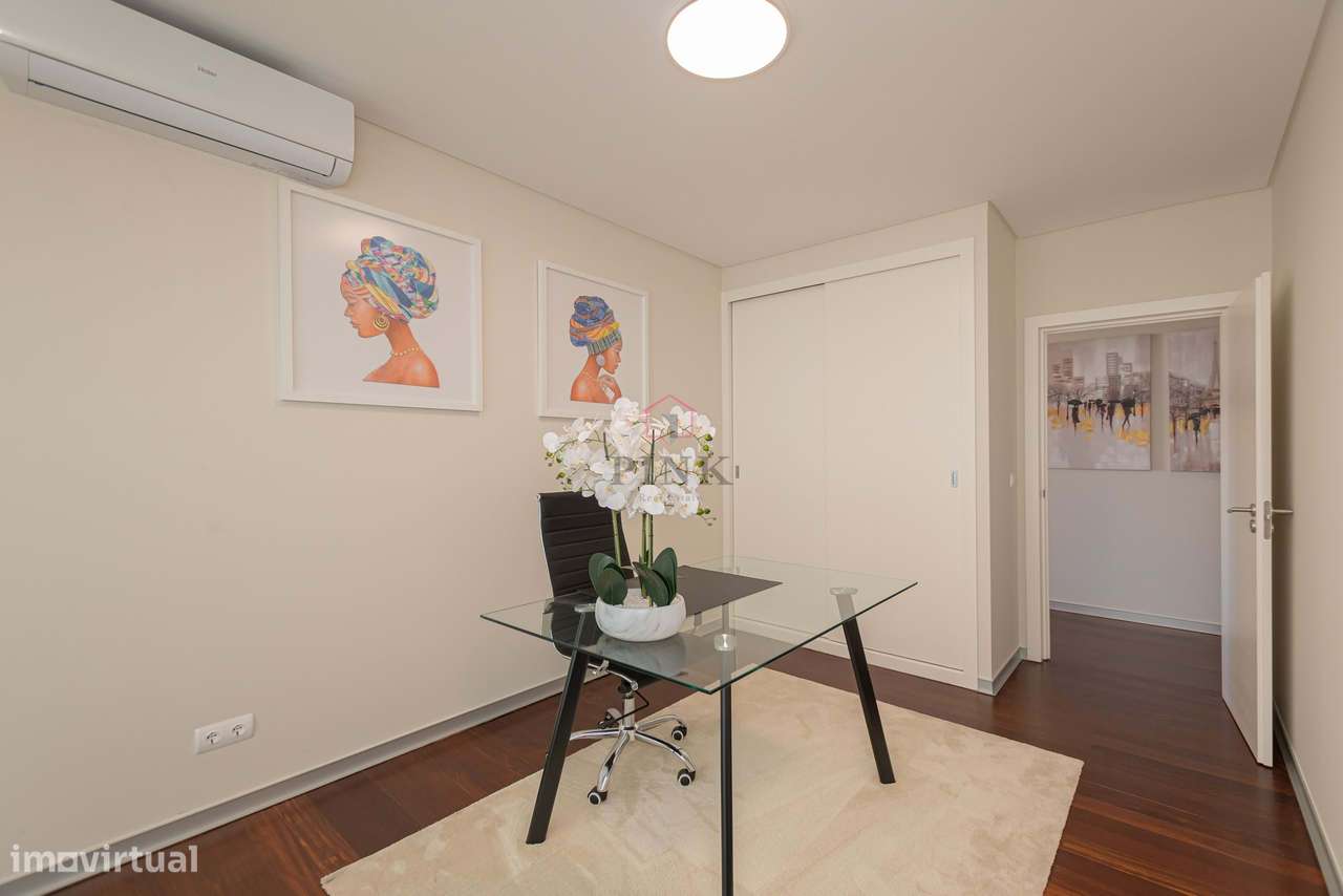 Apartamento Mobilado -  T4 no Plaza Madeira - Funchal-16