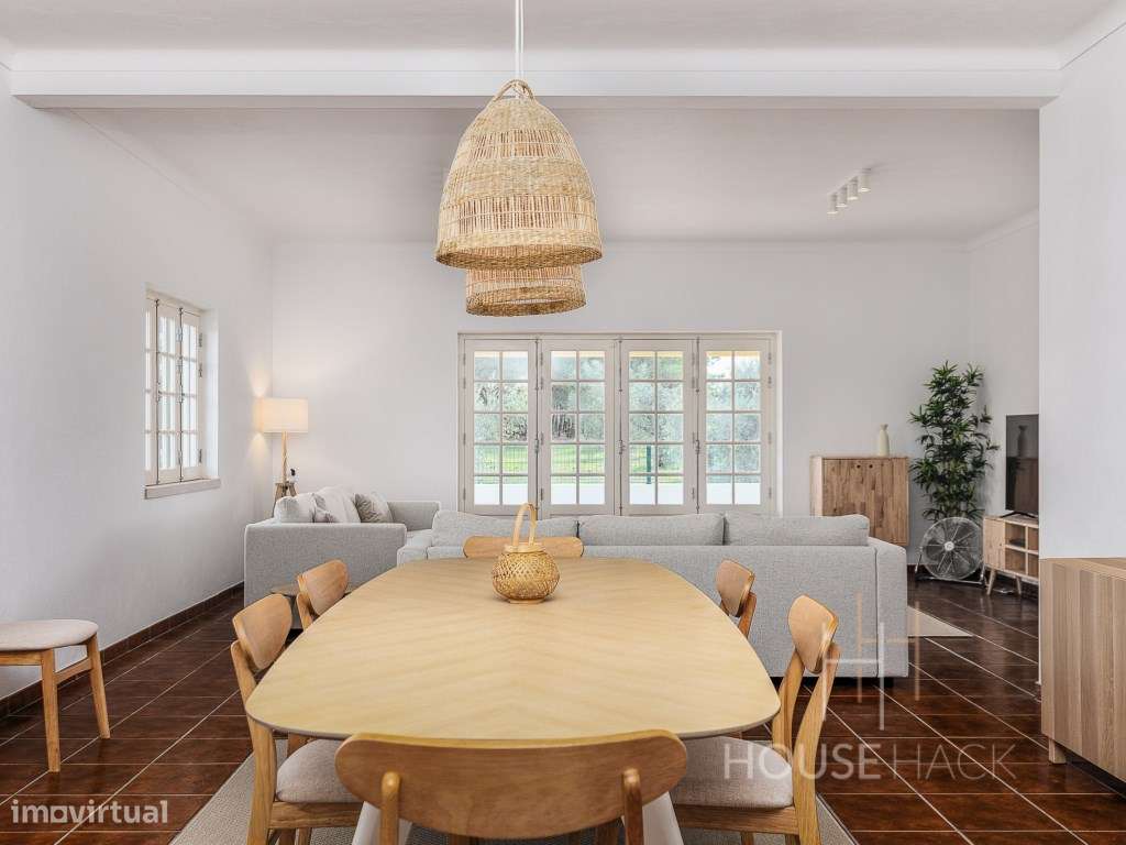 Moradia com piscina junto à Barragem de Castelo de Bode-12