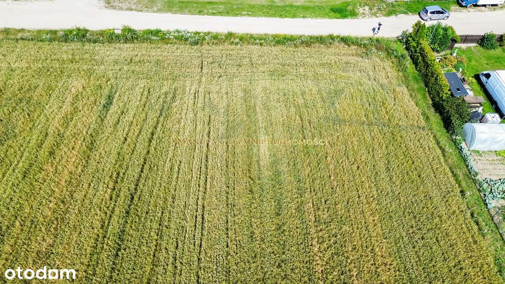 Działka budowlana z mediami obok Żukowa-9