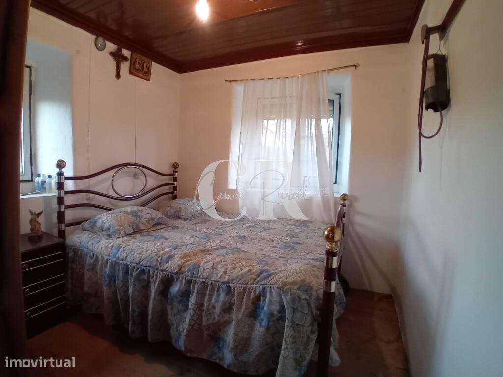 Moradia T3 com terreno pronta a habitar, logradouro e poço de água em-12