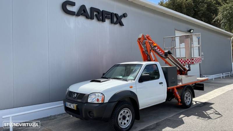 Nissan Pick Up 4X4 C/ Cesto Elevatório - 9