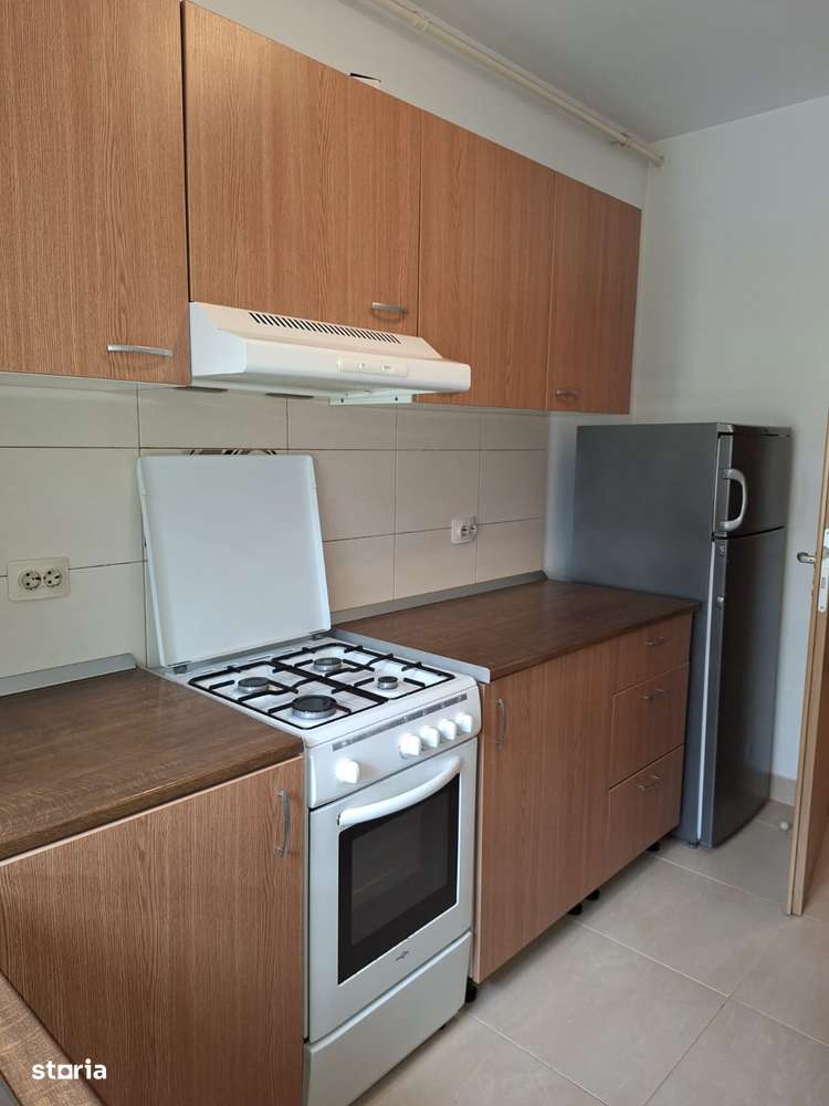 Garsoniera spatioasa cu grădină și balcon, bloc 2013-9