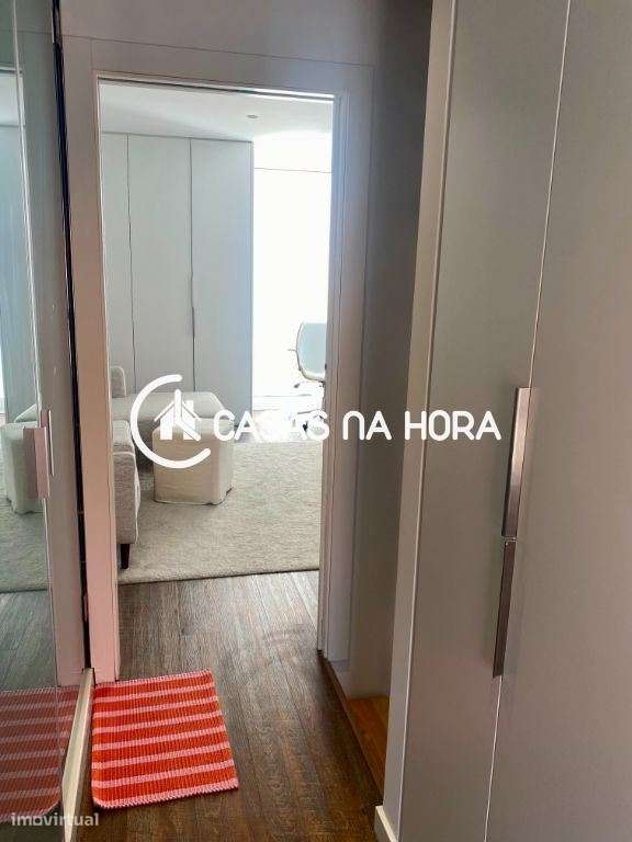 Moradia Triplex T2 em Almada na Rua Capitão Leitão-24