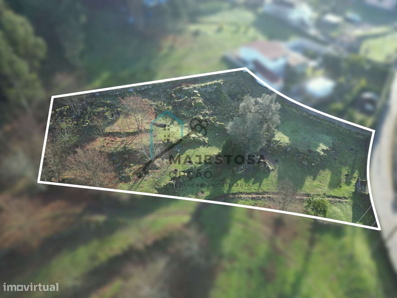 Terreno Urbano com 1.335 m² — Arosa, Guimarães-5