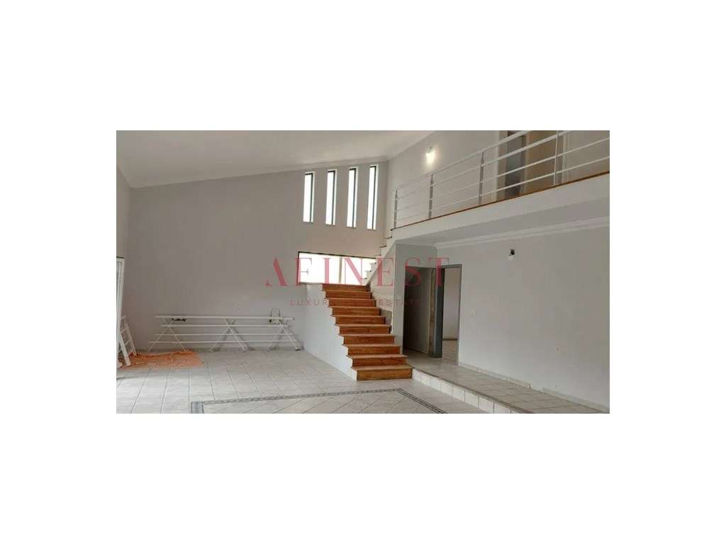 MORADIA T5 EM LEIRIA - Grande imagem: 4/12