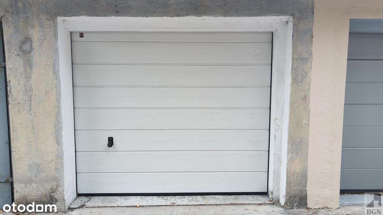 Garaż murowany - ul. Hallera-0