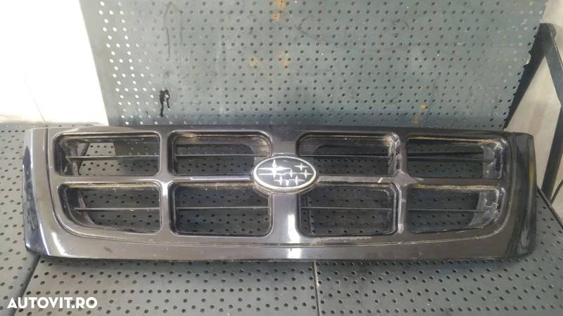 Grila centrala radiator subaru forester - 1