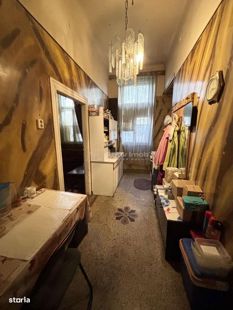 Apartament 129 mp cu vedere spre Crisul Repede si demisol independent-7