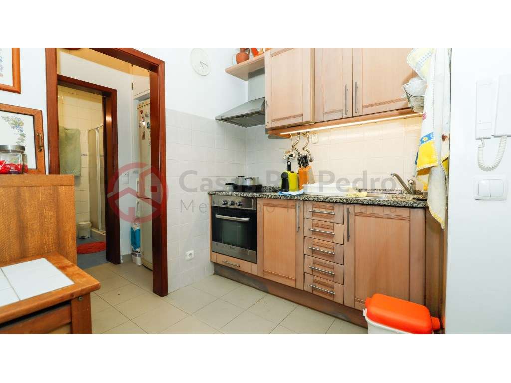 Apartamento T1 num prédio com elevador no Feijó, Almada - Grande imagem: 4/16