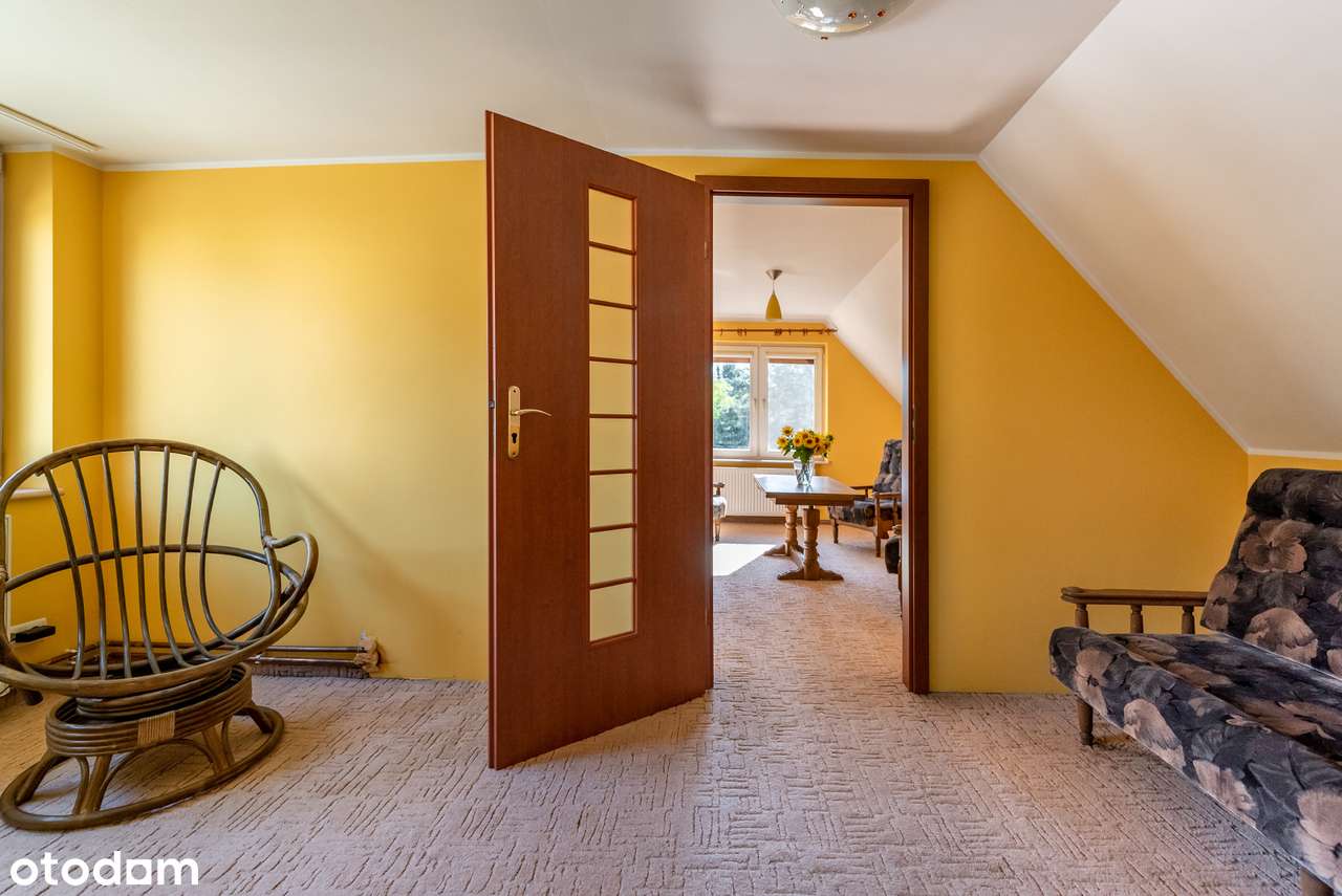 Przytulny domek/4 pokoje/piwnica/wiata/meble/ogród-8