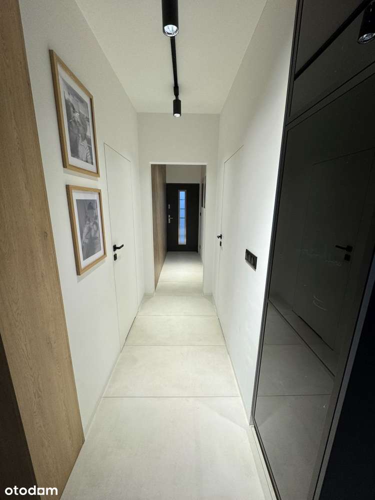 Wyjątkowy i nowoczesny dom samowytarczalny z antresolą, Lusówko-7