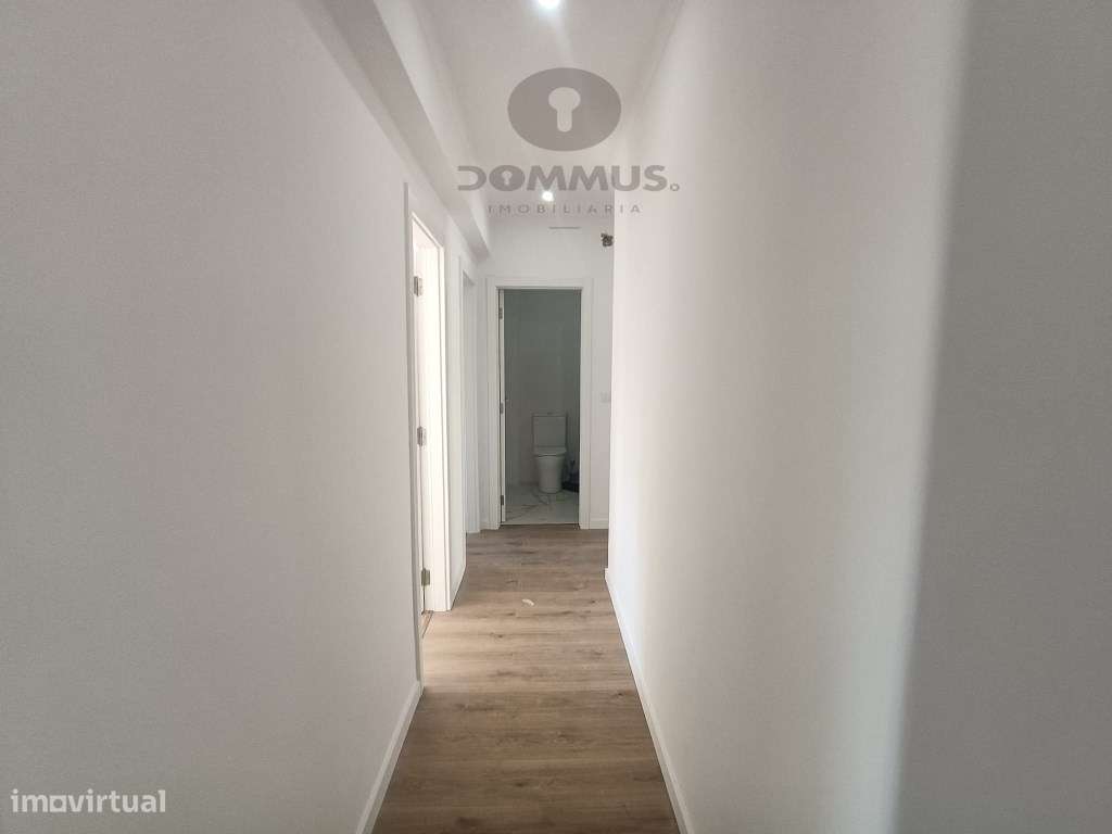Apartamento T2 Totalmente Remodelado no Cacém-10