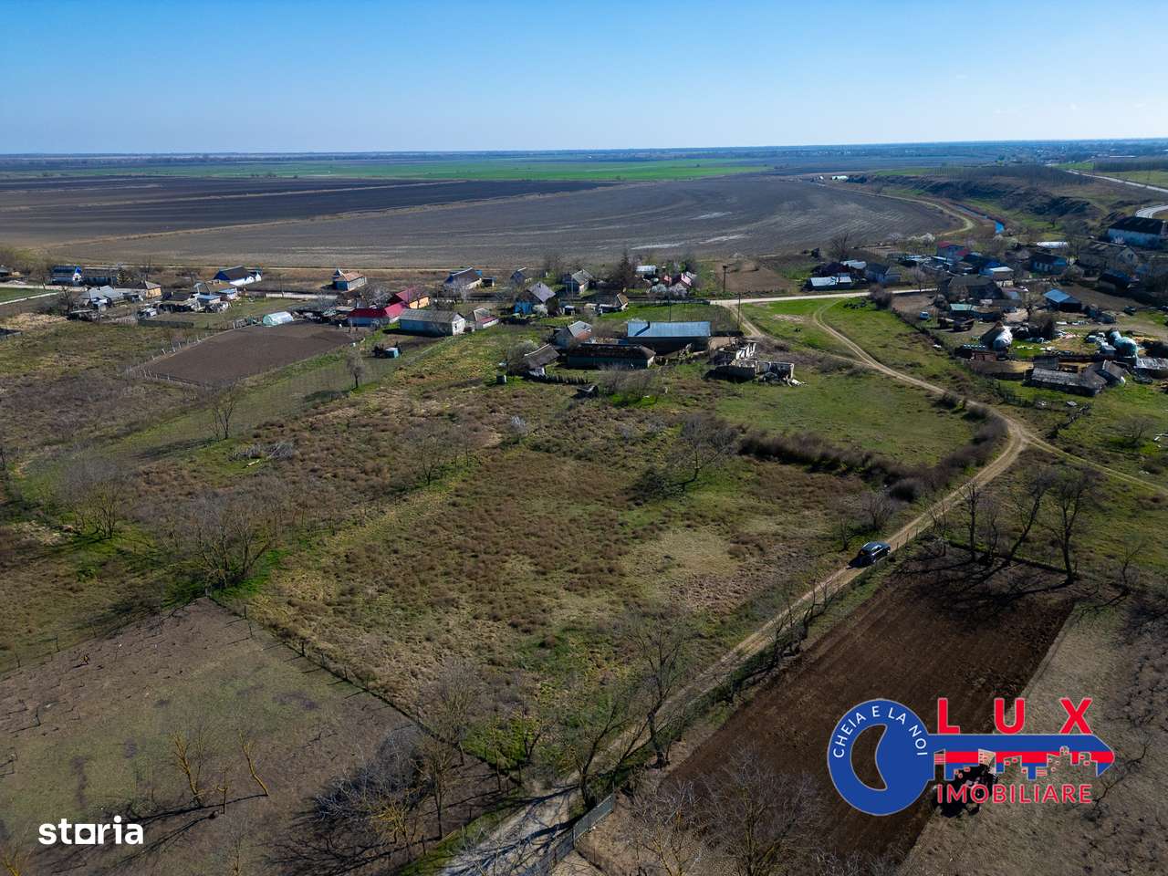 ID 7829 EXCLUSIVITATE - Teren INTRAVILAN in DUNĂVĂȚU DE SUS - Imagine principală: 2/6