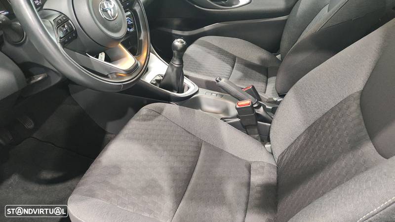 Toyota Yaris 1.0 VVT-i Comfort Plus - 12