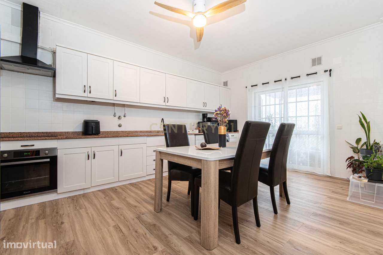 Apartamento Renovado em Samora Correia, Benavente-8