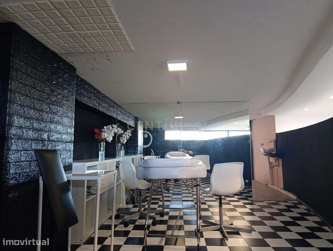 Trespasse de barbearia , Constituição Porto-9