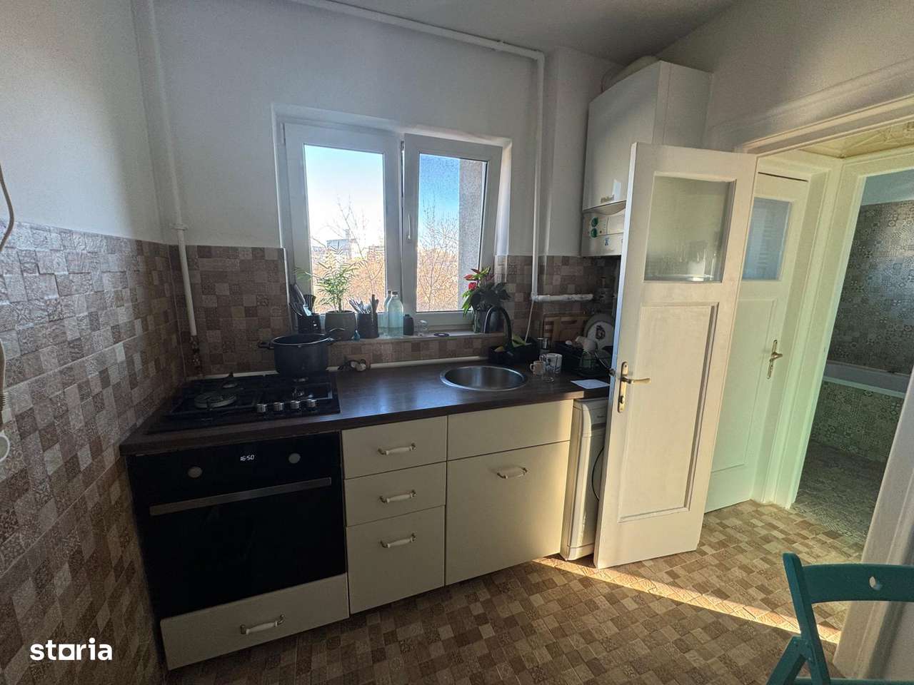 Vanzare apartament trei camere mobilat/utilat renovat Cotroceni metrou-11