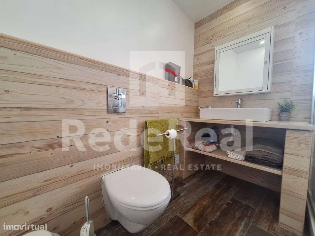 Moradia T4 com Vista Deslumbrante na Zona Histórica de Faro-40