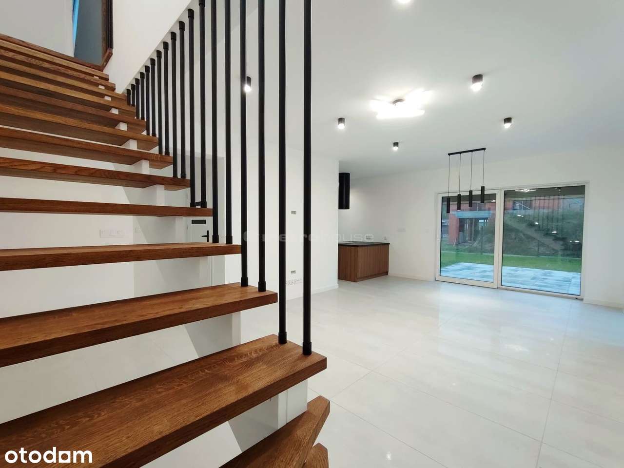 Nowy Dom z garażem, bez PCC! ROGOŹNA-15