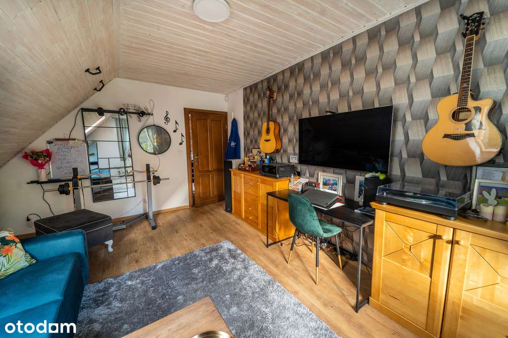 Całoroczny drewniany dom z ogrodem jacuzzi i sauną-15