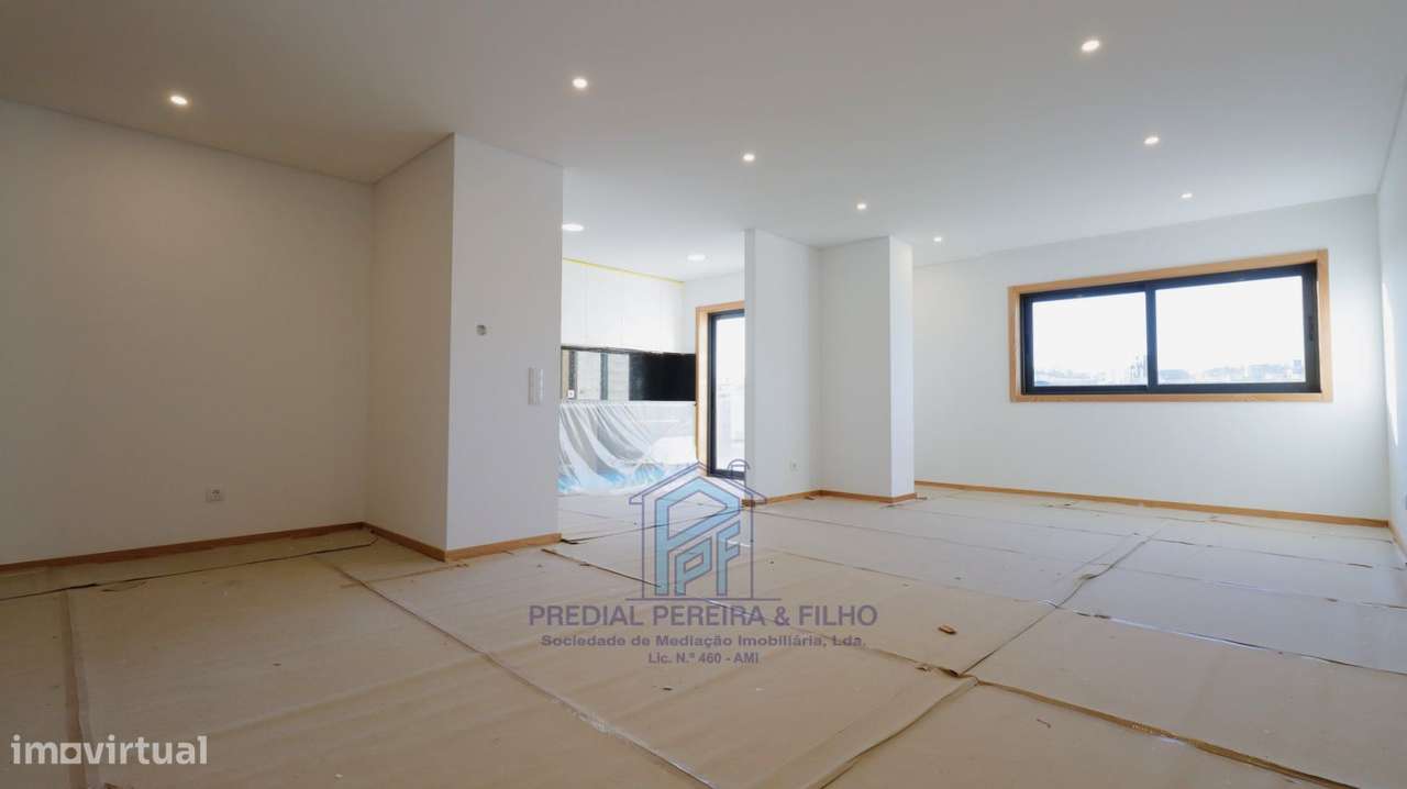 Apartamento T3 Novo- Rio Tinto / Centro - Grande imagem: 3/24