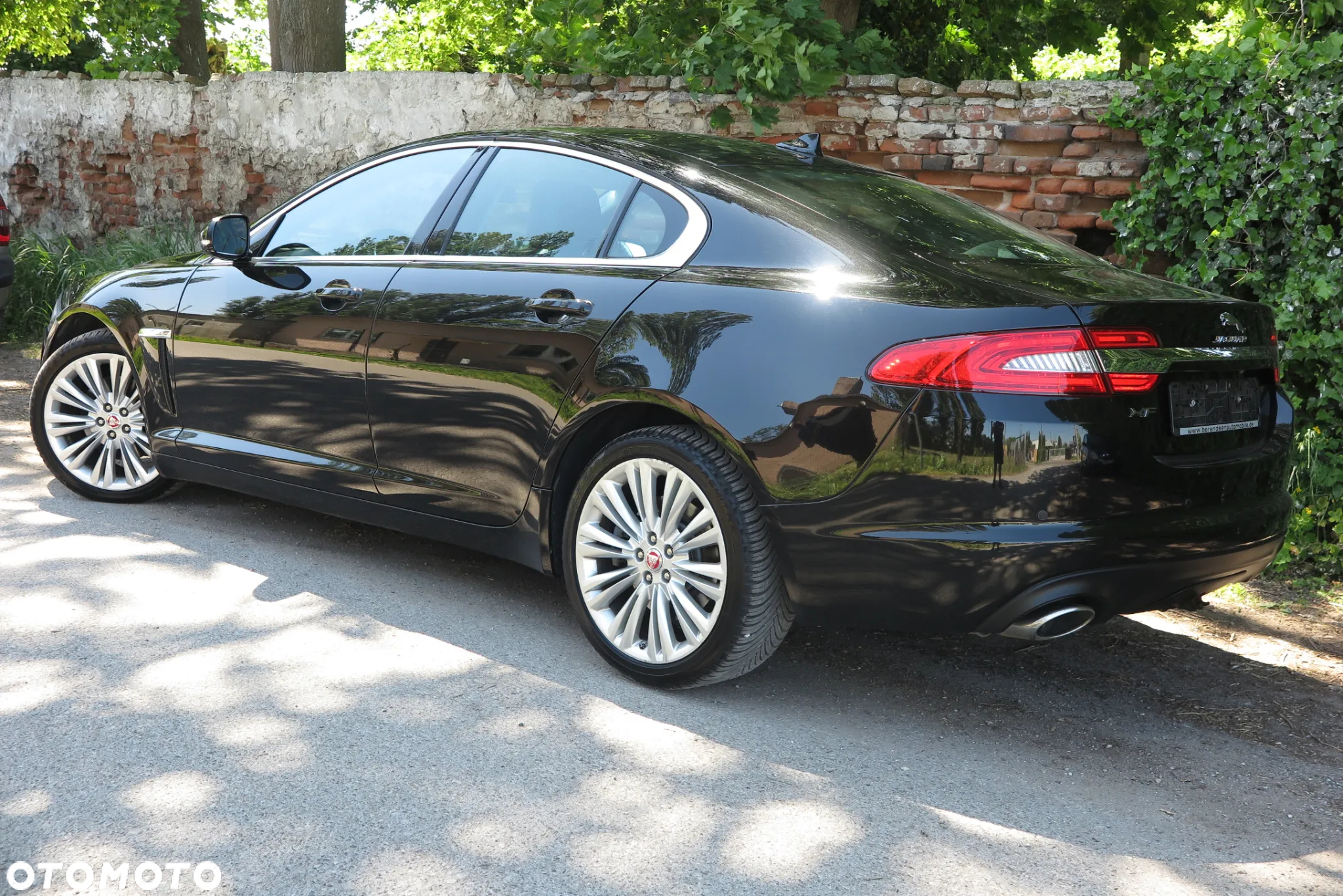 Jaguar XF 3.0 V6 D Luxury - 17