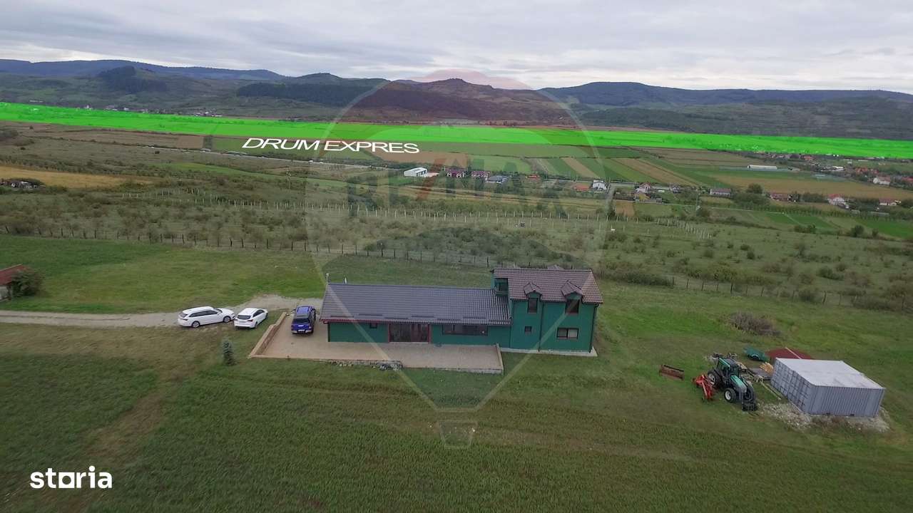 Teren 9.4 ha extravilan + casa 230 mp, COMISION 0%-1