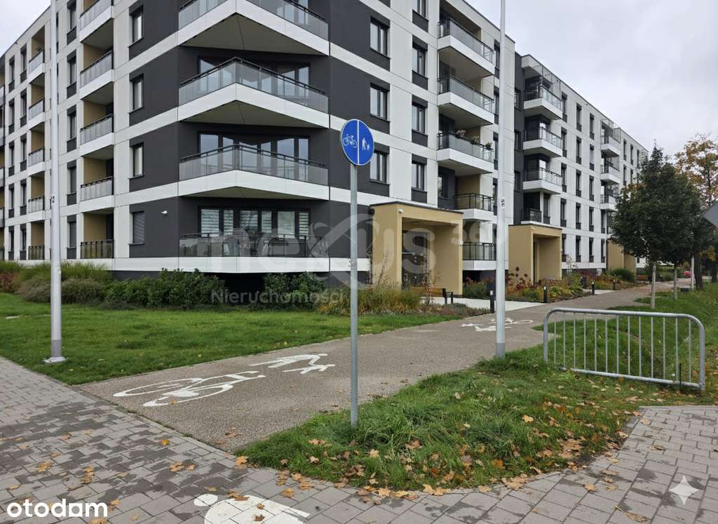 Balkon i 4 pokoje. Odbiór zaraz! Nowy etap-19