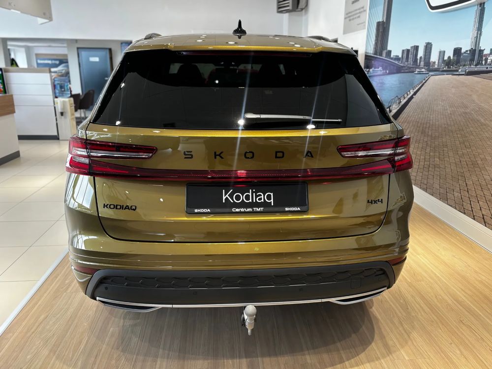 SKODA KODIAQ Kodiaq Sportline 2,0 TDI 193 KM 7-biegowa DSG 4x4 - 7 osobowy