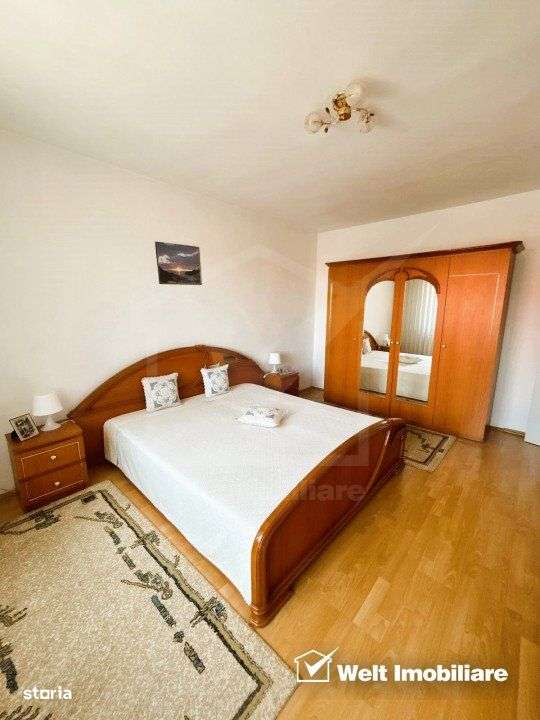 Vila spatioasa, 287mp, 5 dormitoare, cu garaj dublu, in Someseni - Imagine principală: 2/16