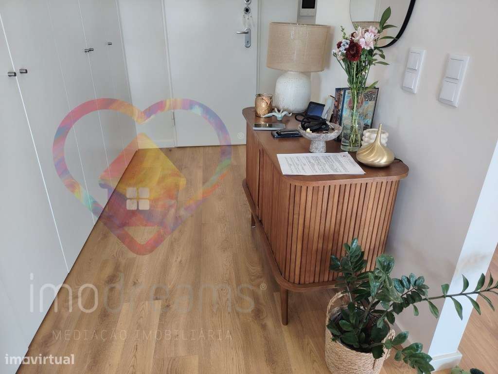 Apartamento T2 , Ultimo Piso, com vista Rio Tejo em Vialonga - Lisboa-6