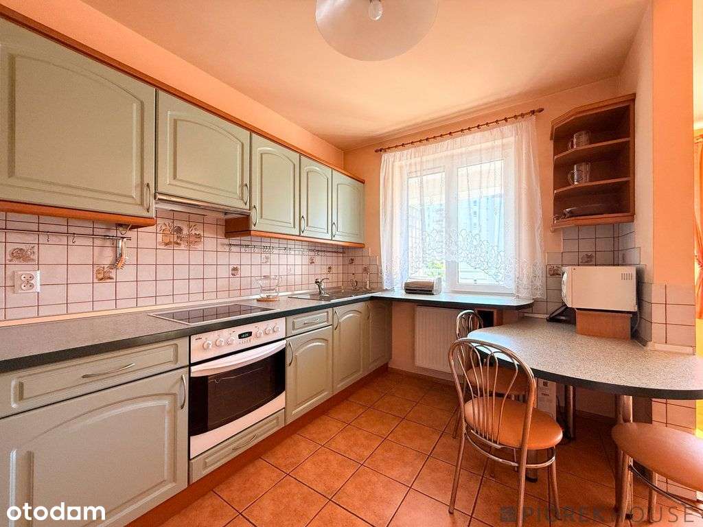 2 pokoje z garażem i balkonem przy metrze-13