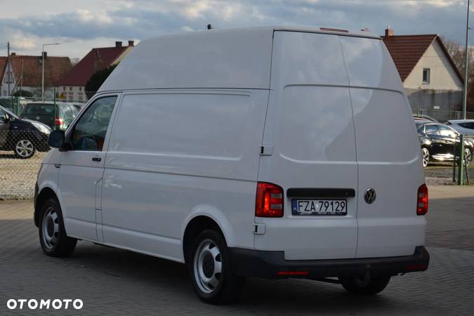 Volkswagen Transporter T6 - 13