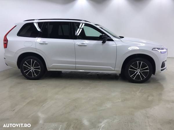 Volvo XC 90 - 4