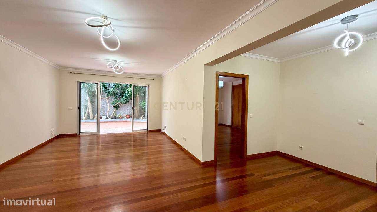 Apartamento T2+1 em Santo António - Grande imagem: 4/32