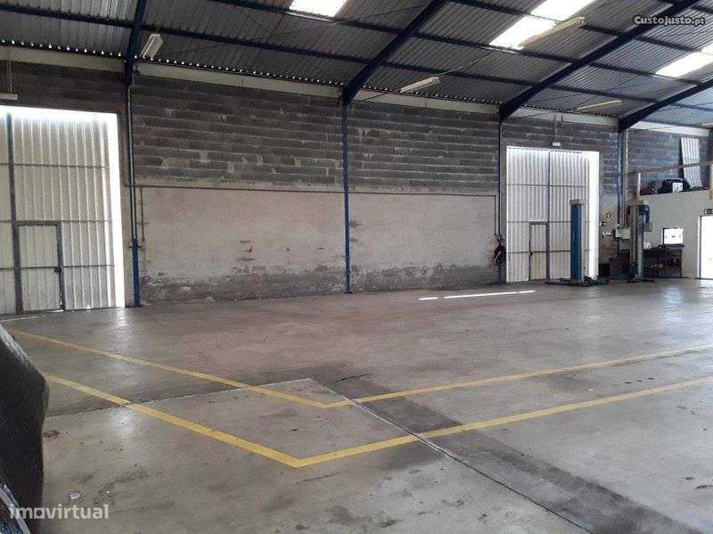 ARMAZÉM COM LICENÇA DE UTILIZAÇÃO PARA COMÉRÇIO , SERVIÇOS E INDÚSTRIA - Grande imagem: 5/10