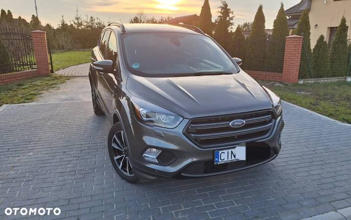 Ford Kuga 2.0 TDCi 4x4 ST-Line - 1