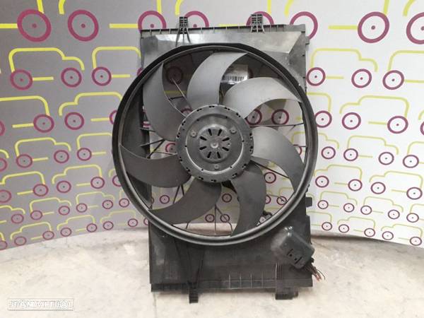 Termoventilador Mercedes Classe C (W203) 2.2 CDi 150Cv de 2006 - Ref: A2035400688 - NO130005 - 4