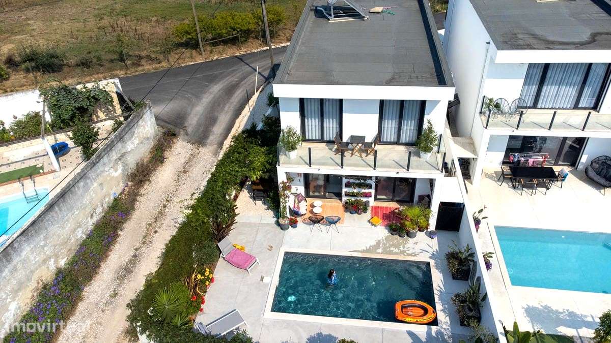 Moradia T4 com piscina e jardim - perto de São Martinho do Porto-24