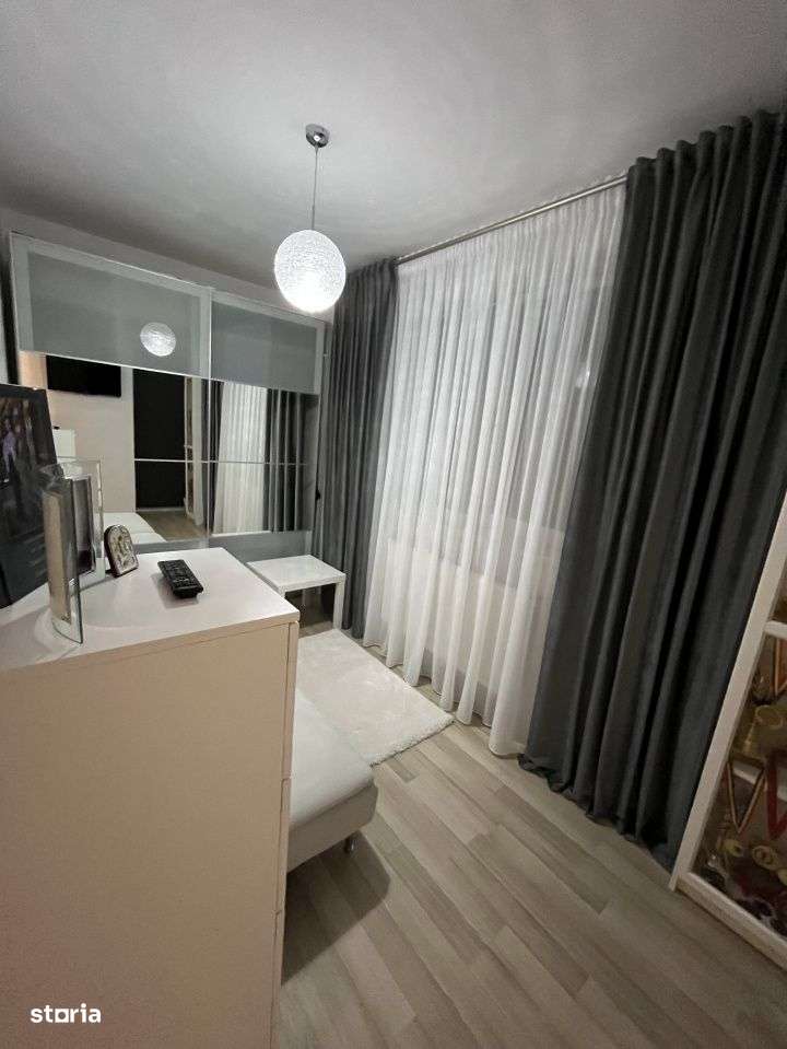 Apartament 3 camere , zona Sud - Imagine principală: 5/8