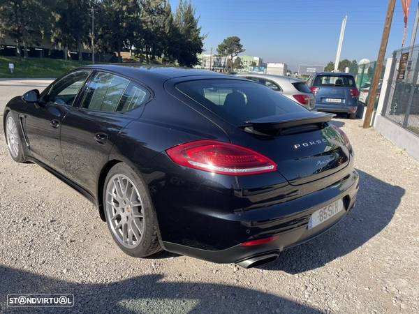 Porsche Panamera 4 Edition PDK - 11