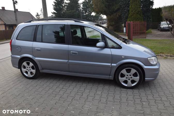 Opel Zafira 1.8 16V Elegance - 4