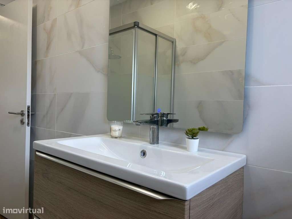 Apartamento T2, Renovado, junto a Vila Chã/Amadora: Oportunidade Ún...-9