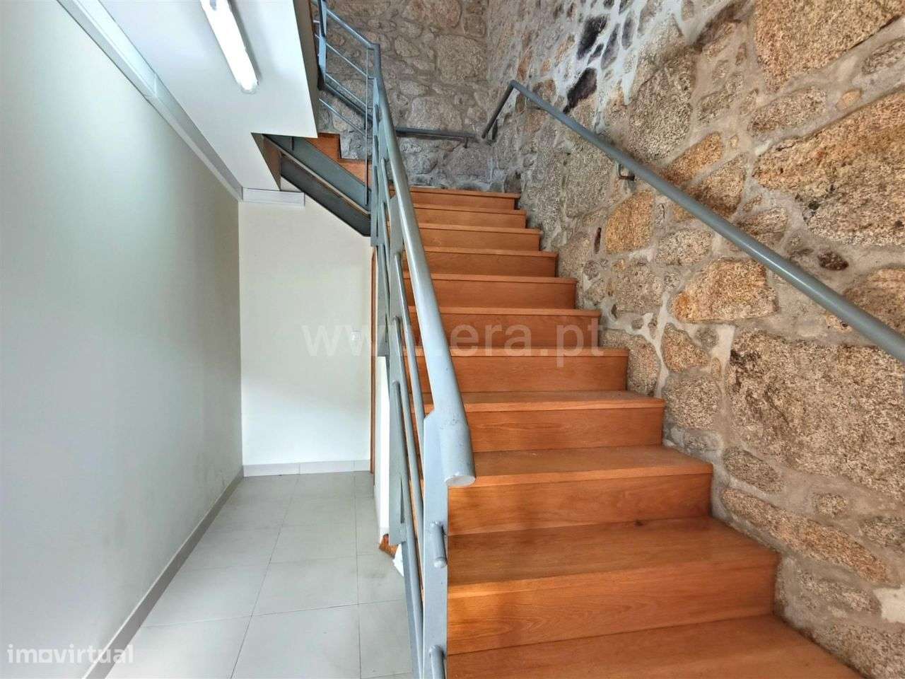 Moradia em pedra, Neves - Grande imagem: 5/10