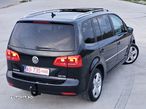 Volkswagen Touran 2.0 TDI DPF DSG MATCH - 4