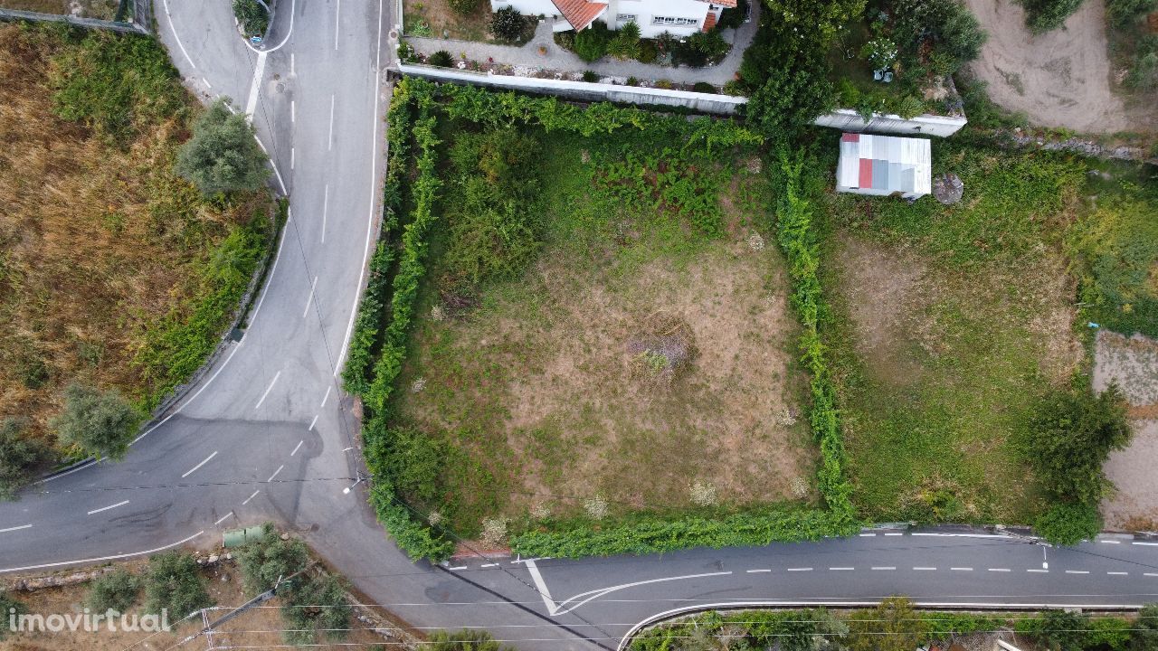 Terreno p/ construção - S. Martinho-Orgens -Viseu