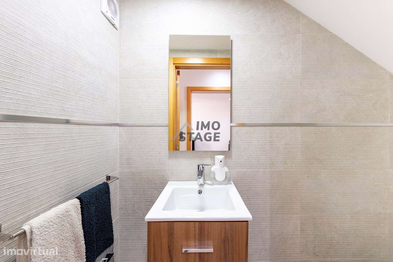 Moradia T3 de Luxo em Condomínio no Centro de Valongo-13