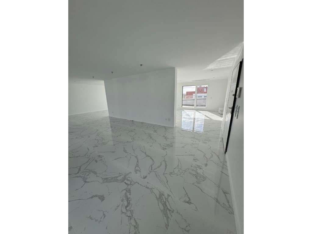 Duplex T4 de Luxo - Elegância, Espaço e Exclusividade num Condomíni...-12