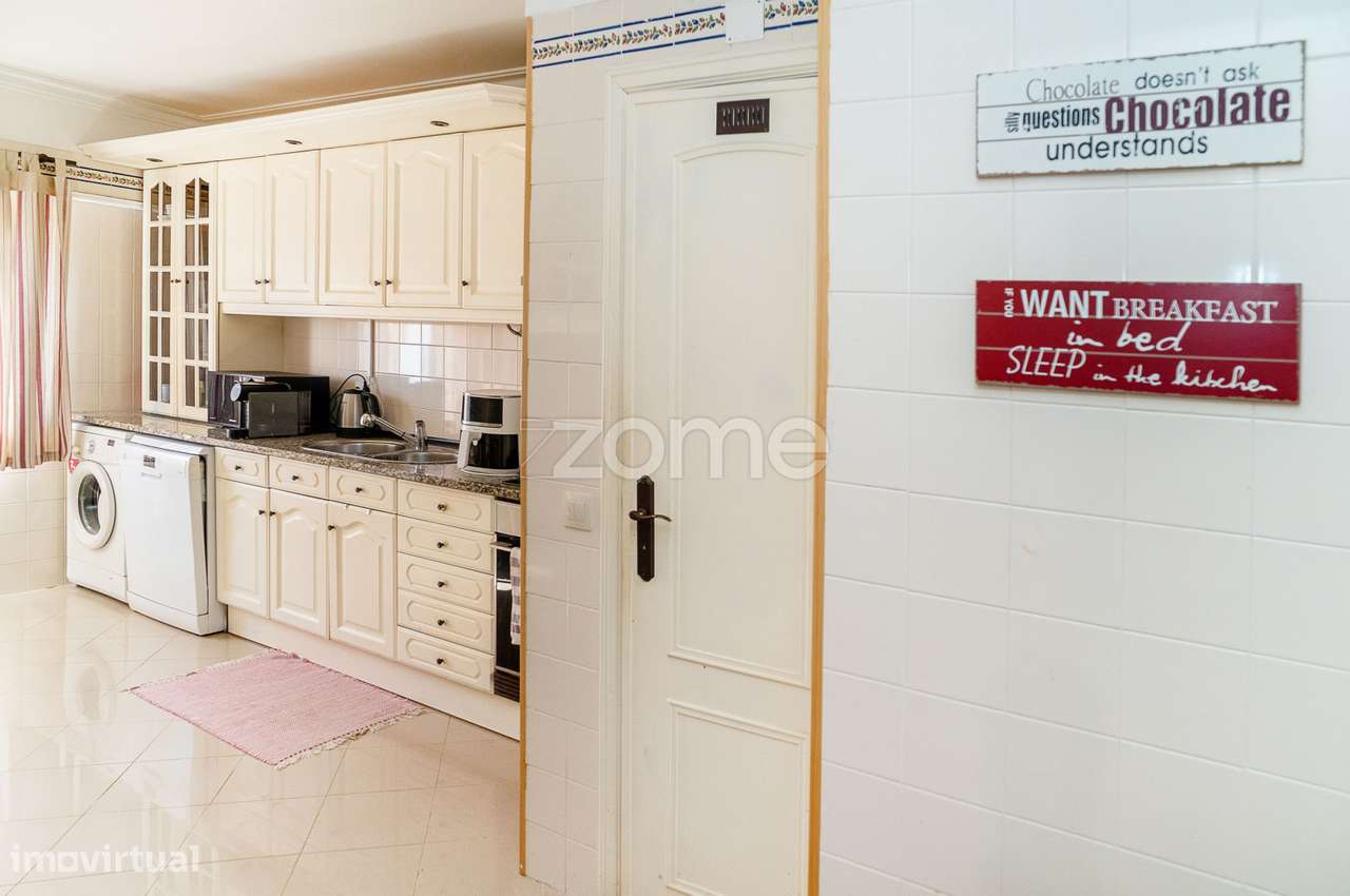 Apartamento T3 com Lareira, Parqueamento e Arrecadação – Santa Mar...-6