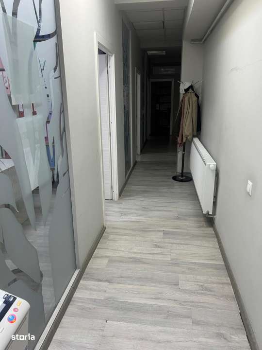 Spatiu birou 220 mp, mobilat utilat, parter, 8 incaperi-16
